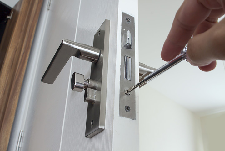 Our local locksmiths are able to repair and install door locks for properties in Bessacarr and the local area.
